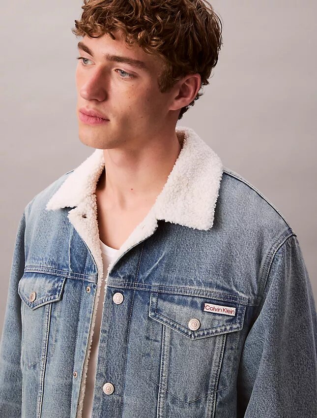 90-luvun Sherpa-Trucker Jacket 90-luvun Sherpa-Trucker Jacket