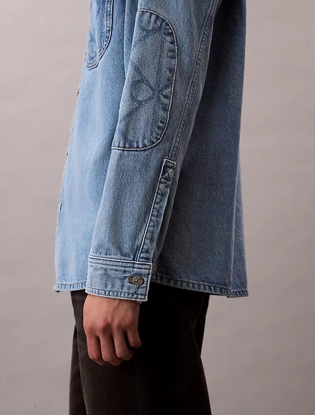 90-luvun tunnusmerkillä varustettu Denim-ylipaita 90-luvun tunnusmerkillä varustettu Denim-ylipaita