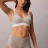 Arkistologo, kevyesti vuorattu, kaaritueton Bralette Arkistologo, kevyesti vuorattu, kaaritueton Bralette