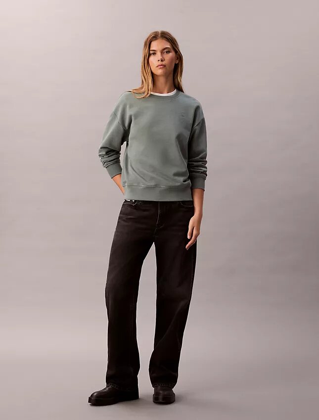 Arkistologolla varustettu rento fleece-huppari Arkistologolla varustettu rento fleece-huppari