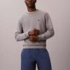Arkistologolla varustetut fleece-shortsit
