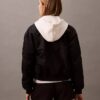Arkistologolla varustetut fleece-shortsit Arkistologolla varustetut fleece-shortsit