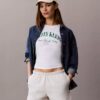 Arkistologolla varustetut fleece-shortsit Arkistologolla varustetut fleece-shortsit