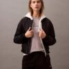 Arkistologolla varustetut fleece-shortsit Arkistologolla varustetut fleece-shortsit