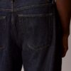 Baggy-malliset kevyet farkut Baggy-malliset kevyet farkut