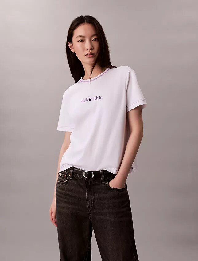 Brodeerattu logo, slim-malli Brodeerattu logo, slim-malli