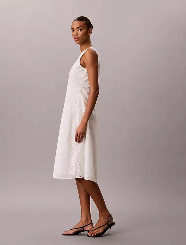 Broderie-midimekot Broderie-midimekot