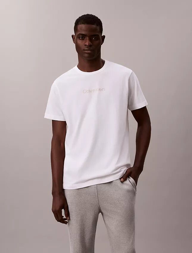 Calvin Klein -logolla varustettu yöpaita Calvin Klein -logolla varustettu yöpaita