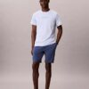 Calvin Klein -logolla varustettu yöpaita Calvin Klein -logolla varustettu yöpaita