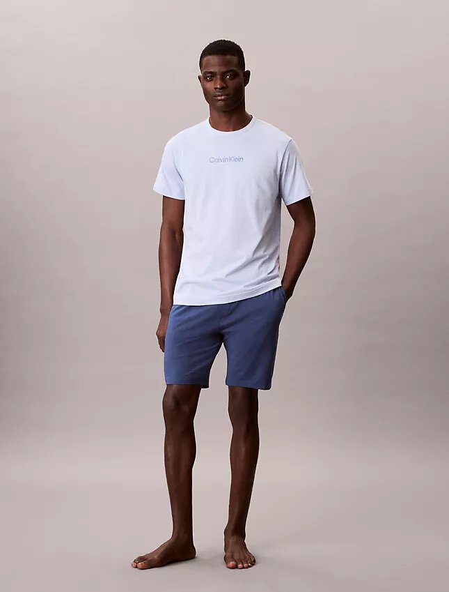 Calvin Klein -logolla varustettu yöpaita Calvin Klein -logolla varustettu yöpaita