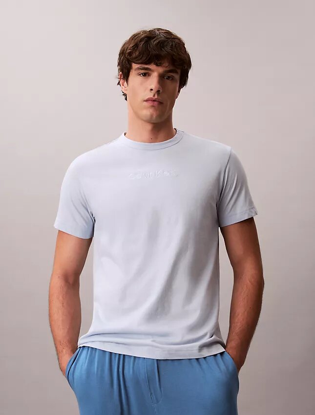 Calvin Klein -logolla varustettu yöpaita Calvin Klein -logolla varustettu yöpaita