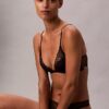 CK Black Floral Lace -rintaliivit, kevyesti vuoratut CK Black Floral Lace -rintaliivit, kevyesti vuoratut