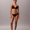 CK Black Geo Lace -kevyesti vuorattu kolmioliivi CK Black Geo Lace -kevyesti vuorattu kolmioliivi