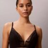 CK Black Geo Lace -kevyesti vuorattu kolmioliivi CK Black Geo Lace -kevyesti vuorattu kolmioliivi