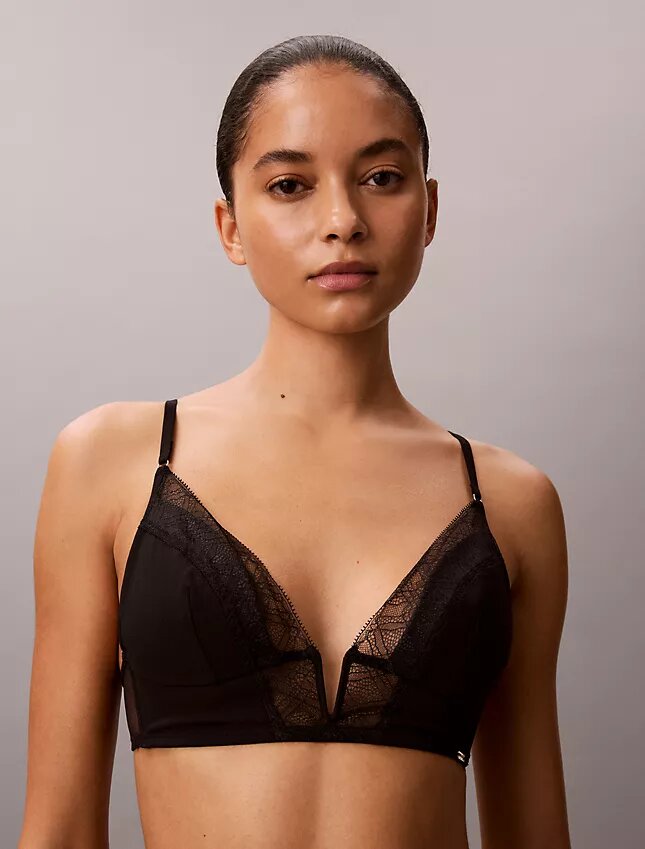 CK Black Geo Lace -kevyesti vuorattu kolmioliivi CK Black Geo Lace -kevyesti vuorattu kolmioliivi