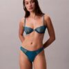 CK Black Geo Lace Unlined balconette-rintaliivi CK Black Geo Lace Unlined balconette-rintaliivi