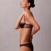 CK Black Geo Lace Unlined balconette-rintaliivi CK Black Geo Lace Unlined balconette-rintaliivi