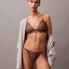 CK Black kukallinen pitsi-Thong CK Black kukallinen pitsi-Thong