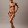 CK Black kukallinen pitsi, Unlined balconette-rintaliivi CK Black kukallinen pitsi, Unlined balconette-rintaliivi