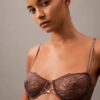 CK Black kukallinen pitsi, Unlined balconette-rintaliivi CK Black kukallinen pitsi, Unlined balconette-rintaliivi