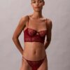 CK Black kukallinen pitsibikini CK Black kukallinen pitsibikini