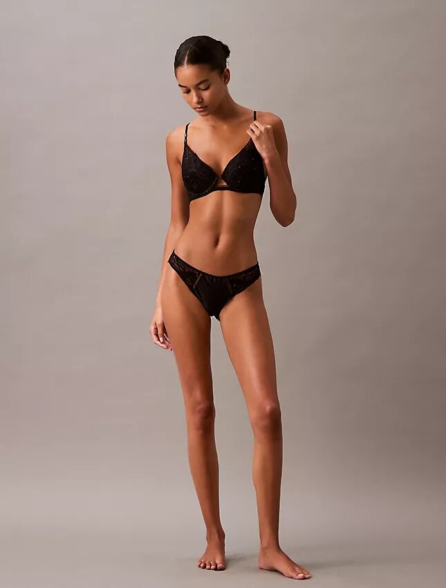 CK Black kukkakuvioinen pitsinen Push-Up-plunge-rintaliivi CK Black kukkakuvioinen pitsinen Push-Up-plunge-rintaliivi