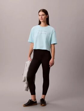 Commuter Boxy Cropped T-paita