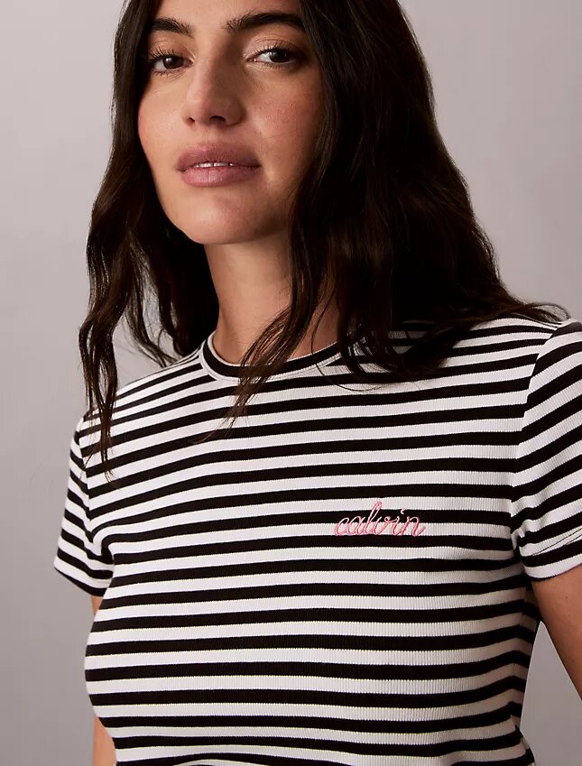 Contour Rib Logo Graphic Slim T-paita Contour Rib Logo Graphic Slim T-paita