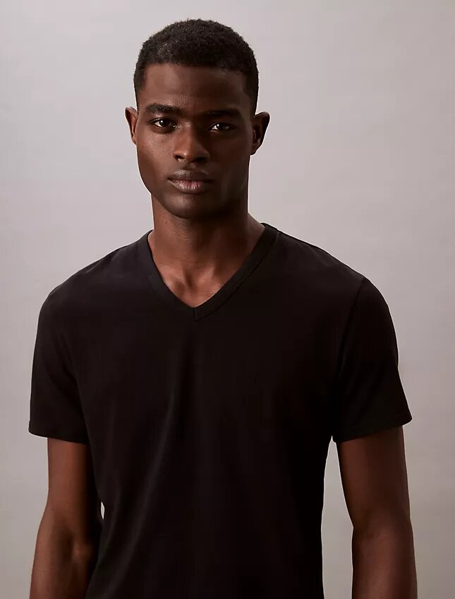 Cotton Stretch-sekoitetta oleva 3-pakkaus Slim Fit V-kaula-T-paita Cotton Stretch-sekoitetta oleva 3-pakkaus Slim Fit V-kaula-T-paita