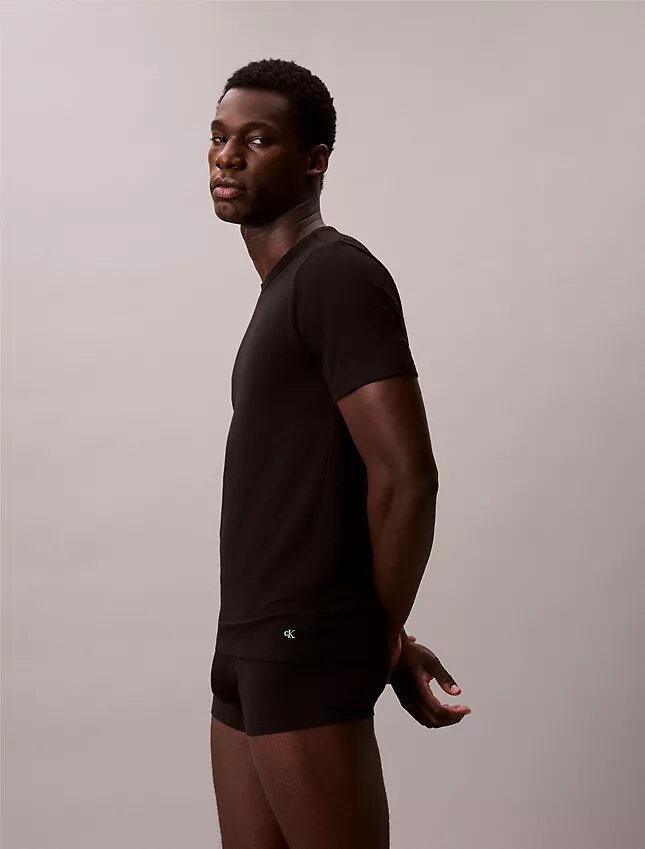 Cotton Stretch-sekoitus 3-pakkaus Slim Fit -pyöreäkaulainen T-paita Cotton Stretch-sekoitus 3-pakkaus Slim Fit -pyöreäkaulainen T-paita