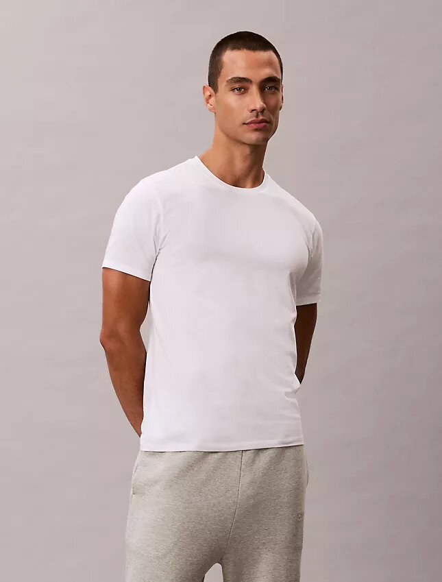 Cotton Stretch-sekoitus 3-pakkaus Slim Fit -pyöreäkaulainen T-paita Cotton Stretch-sekoitus 3-pakkaus Slim Fit -pyöreäkaulainen T-paita