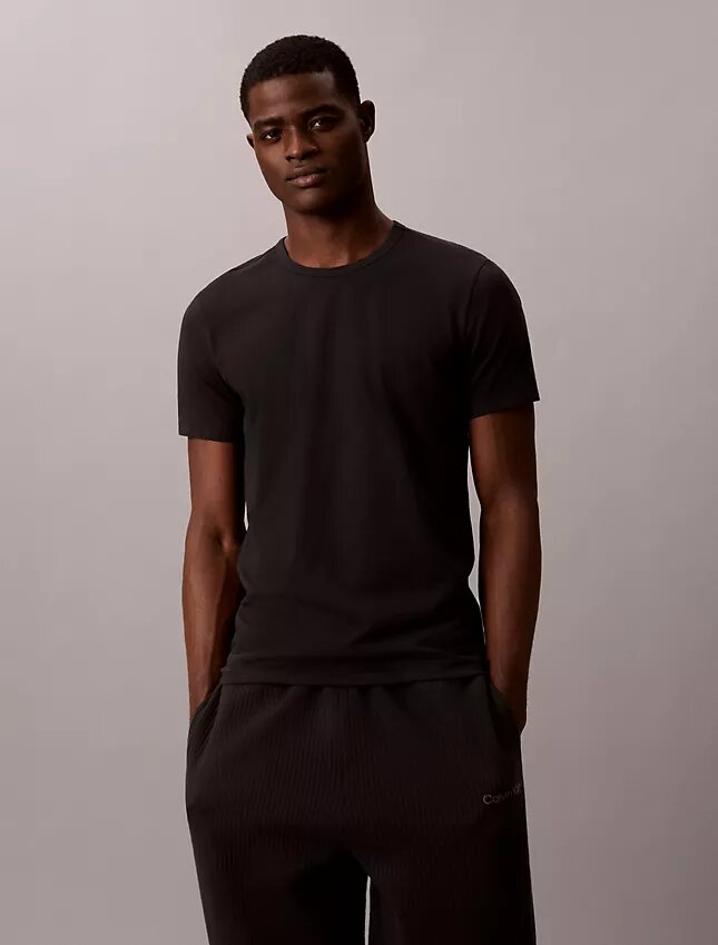 Cotton Stretch-sekoitus 3-pakkaus Slim Fit -pyöreäkaulainen T-paita Cotton Stretch-sekoitus 3-pakkaus Slim Fit -pyöreäkaulainen T-paita