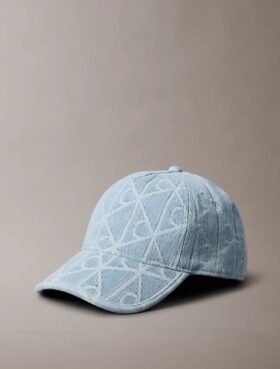 Denim-baseball-lippis, jossa on koko pinnan kattava logomerkki