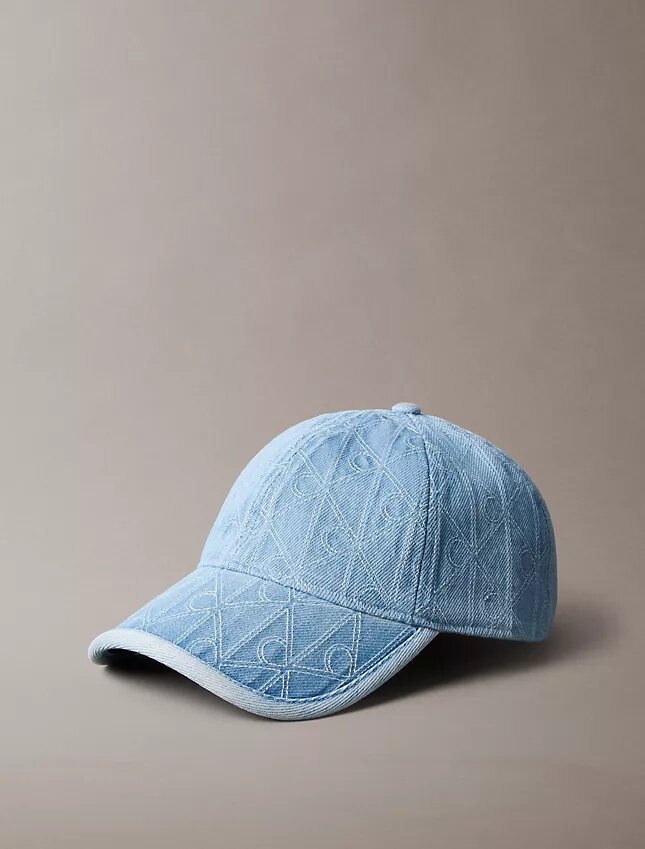 Denim-baseball-lippis, jossa on koko pinnan kattava logomerkki Denim-baseball-lippis, jossa on koko pinnan kattava logomerkki