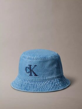 Denim-bucket-hatu brodeeratulla logolla