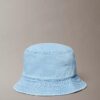 Denim-bucket-hatu brodeeratulla logolla Denim-bucket-hatu brodeeratulla logolla