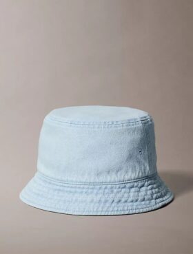 Denim-bucket-hatu brodeeratulla logolla