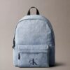 Denim-monogramilogolla varustettu reppu Denim-monogramilogolla varustettu reppu