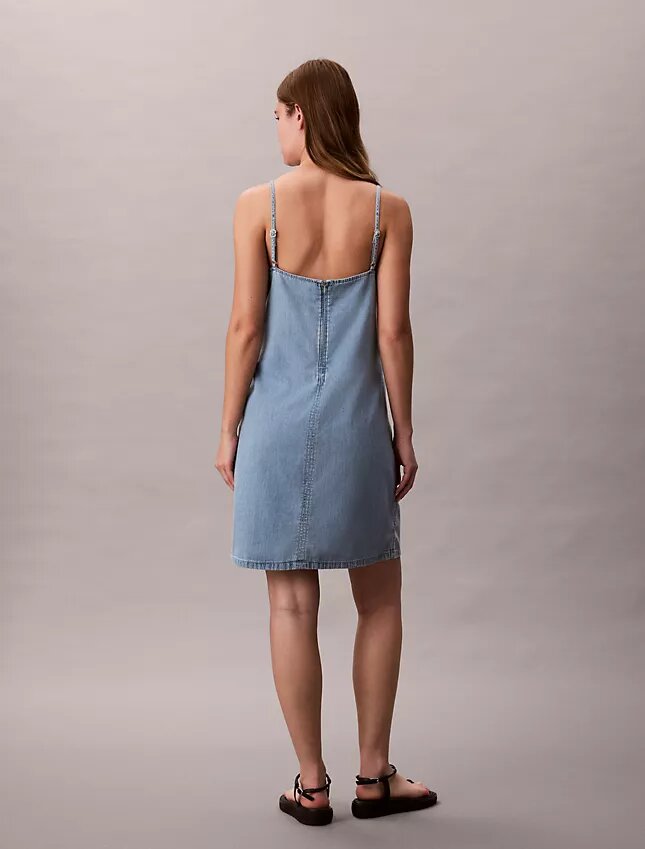Denim-olkaimellinen minihame Denim-olkaimellinen minihame
