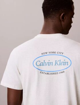 Diner Calvin Klein -grafiikkapaita