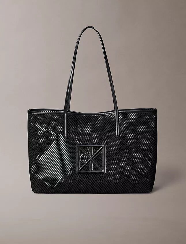 Emblemi-logolla varustettu pieni verkkolaukku Emblemi-logolla varustettu pieni verkkolaukku