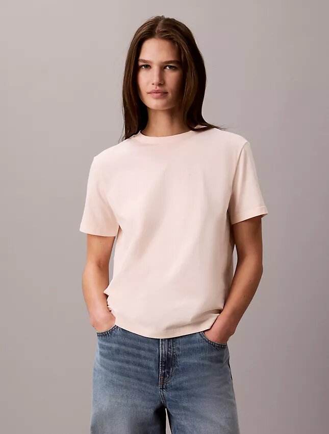 Felt-logokuviolla varustettu klassinen T-paita Felt-logokuviolla varustettu klassinen T-paita