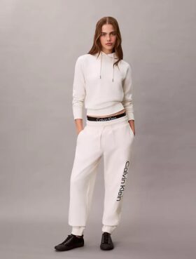 Fleece-logolla varustetut joggerit