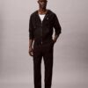 Fleece-Monogram-patch-joggerit