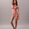 Form to Body -Bralette, kevyesti vuorattu Form to Body -Bralette, kevyesti vuorattu