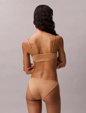 Form to Body -Bralette, kevyesti vuorattu
