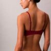 Form to Body -kevyesti vuorattu kolmiomallinen Bralette Form to Body -kevyesti vuorattu kolmiomallinen Bralette