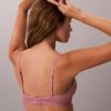 Form to Body -kevyesti vuorattu kolmiomallinen Bralette Form to Body -kevyesti vuorattu kolmiomallinen Bralette
