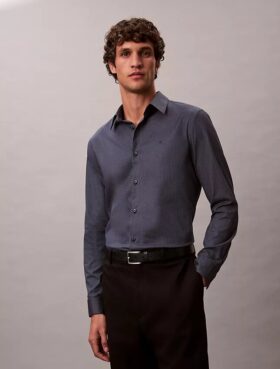Geometrinen jacquard-kuvioinen slim-fit-paita napit edessä Geometrinen jacquard-kuvioinen slim-fit-paita napit edessä