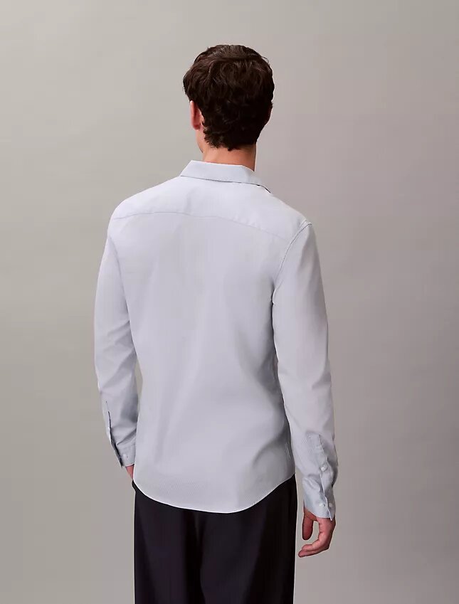 Geometrinen jacquard-kuvioinen slim-fit-paita napit edessä Geometrinen jacquard-kuvioinen slim-fit-paita napit edessä